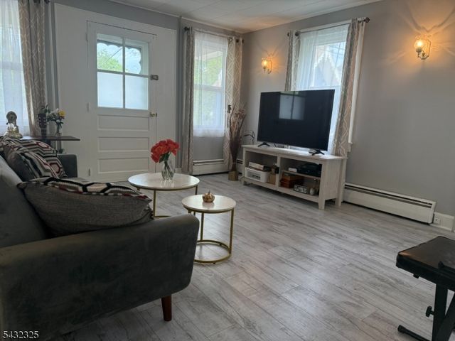 18 Fletcher Pl, Parsippany-troy Hills Twp., NJ 07878