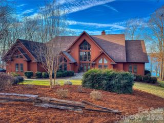 2288 Rocky Cove Lane, Denton, NC 27239
