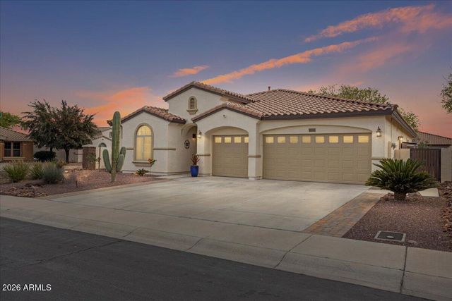 19135 W COLTER Street, Litchfield Park, AZ 85340