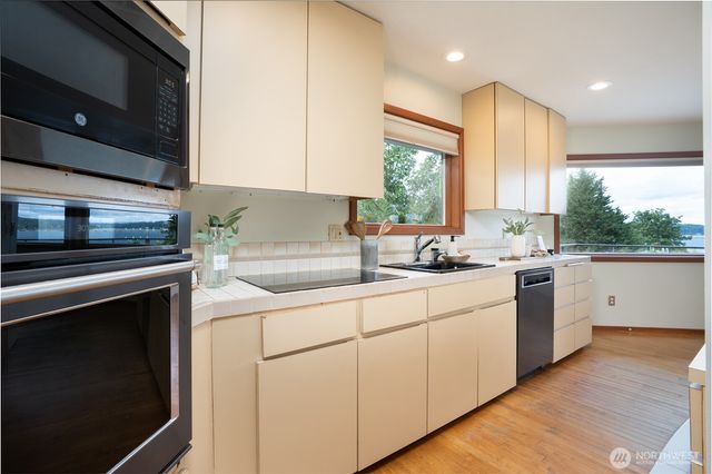 6921 120th Street NW, Gig Harbor, WA 98332