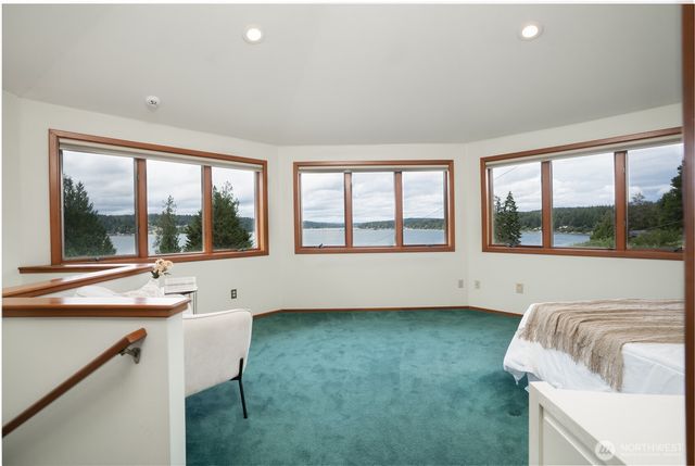 6921 120th Street NW, Gig Harbor, WA 98332