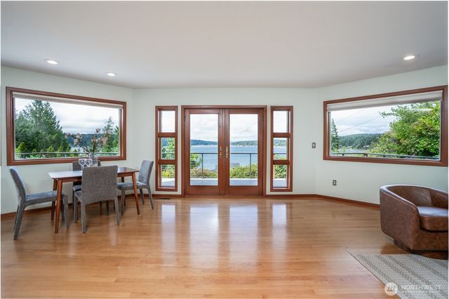6921 120th Street NW, Gig Harbor, WA 98332