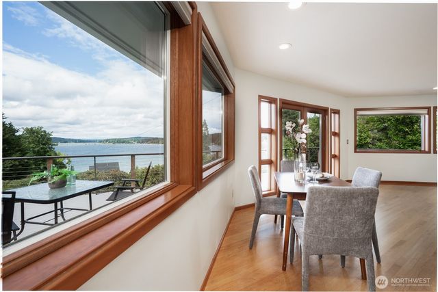 6921 120th Street NW, Gig Harbor, WA 98332