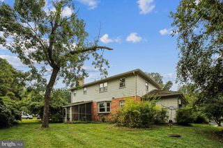 1931 POWHATAN ST, Falls Church, VA 22043