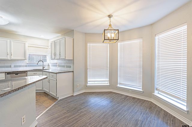 5605 Calais Dr, Tyler, TX 75704