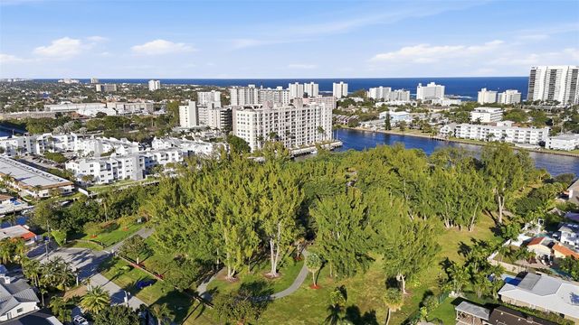 2860 NE 14th Street 103 D, Pompano Beach, FL 33062