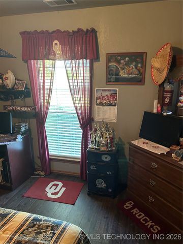 512 Oakland Court, Ardmore, OK 73401