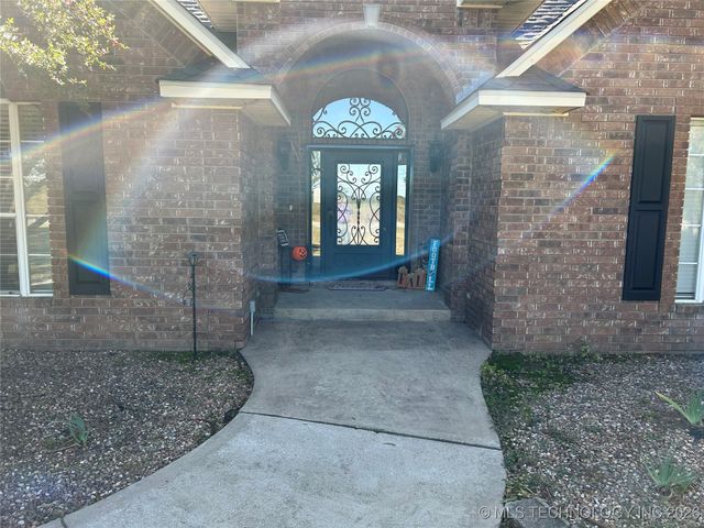 512 Oakland Court, Ardmore, OK 73401