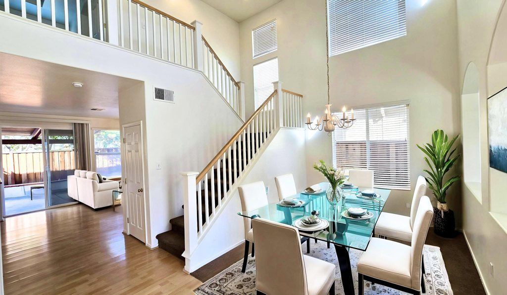 Image 4 of property listing at 389 389 Burlington Dr, Tracy, CA 95376