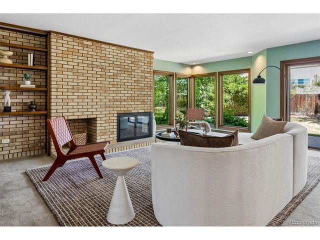 7715 S Forest St, Centennial, CO 80122