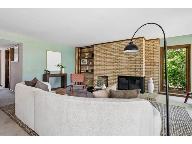 7715 S Forest St, Centennial, CO 80122