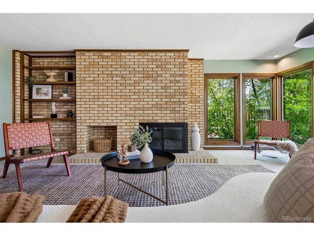 7715 S Forest St, Centennial, CO 80122