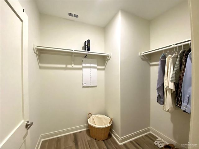 2203 Tanager Lane, Mission, TX 78572