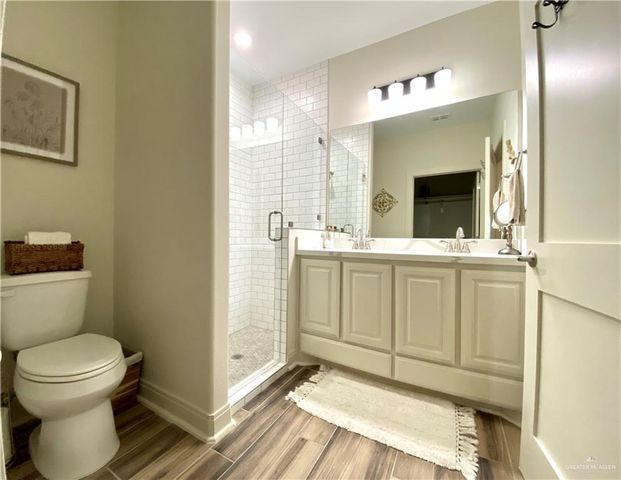 2203 Tanager Lane, Mission, TX 78572