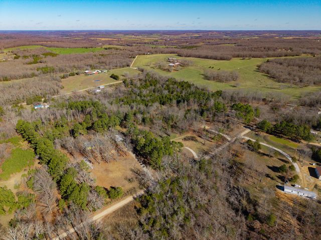 14817 Malberg Road, Cabool, MO 65689