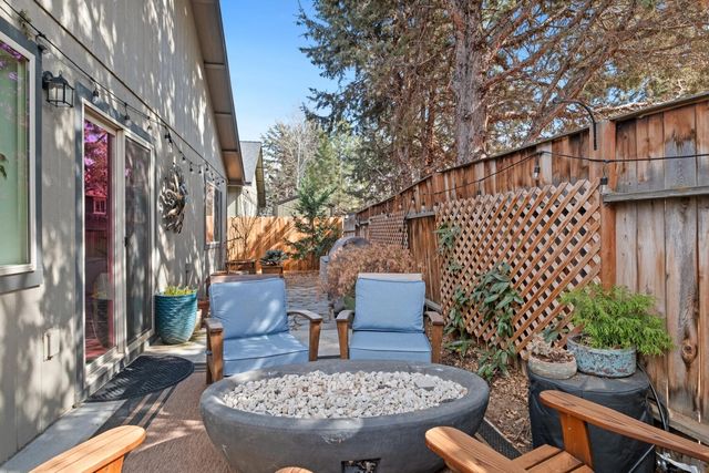 21279 Thornhill Lane, Bend, OR 97701