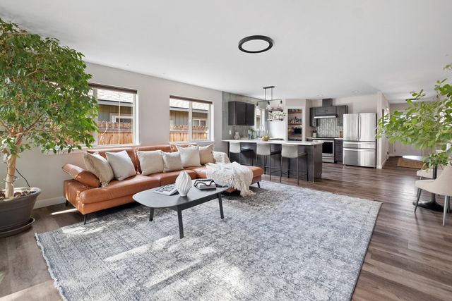 21279 Thornhill Lane, Bend, OR 97701