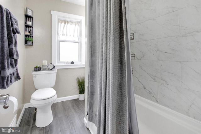 121 OLD STATE RD, Reading, PA 19606