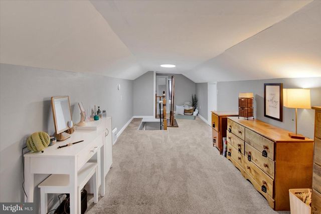 121 OLD STATE RD, Reading, PA 19606