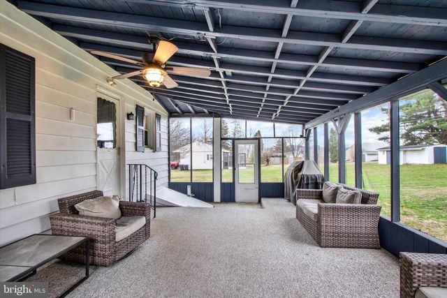 121 OLD STATE RD, Reading, PA 19606