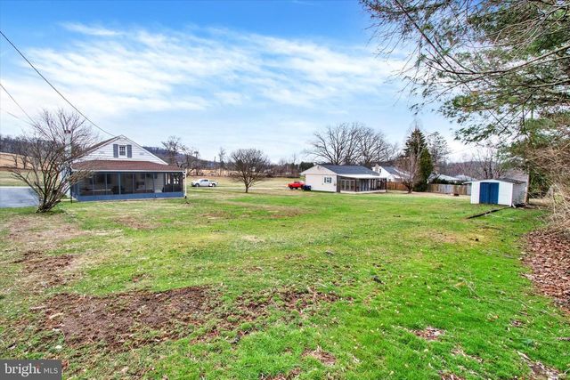 121 OLD STATE RD, Reading, PA 19606