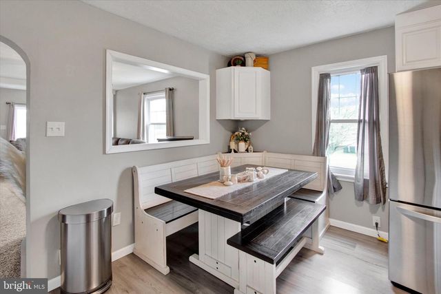 121 OLD STATE RD, Reading, PA 19606