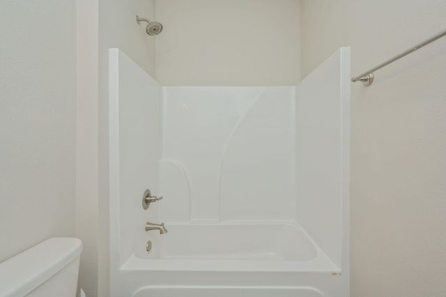 6737 Sarah Ann Way, Laurel Hill, FL 32567