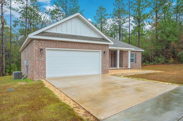 6737 Sarah Ann Way, Laurel Hill, FL 32567