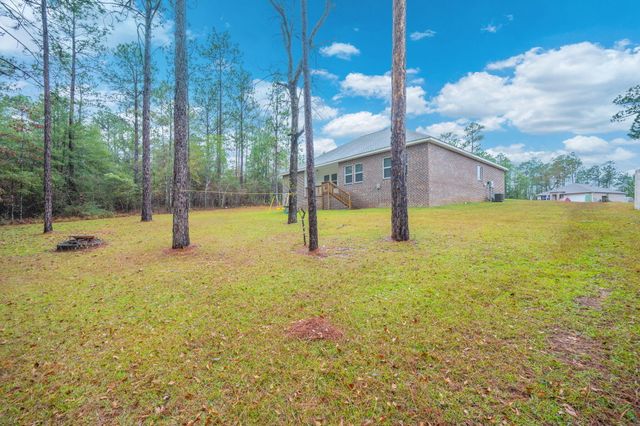 6737 Sarah Ann Way, Laurel Hill, FL 32567