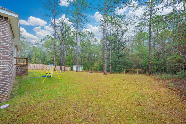 6737 Sarah Ann Way, Laurel Hill, FL 32567