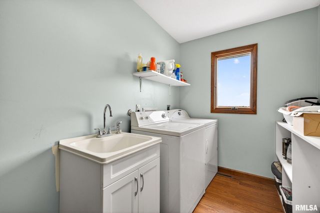 112 HEATHERVIEW Drive, East Peoria, IL 61611