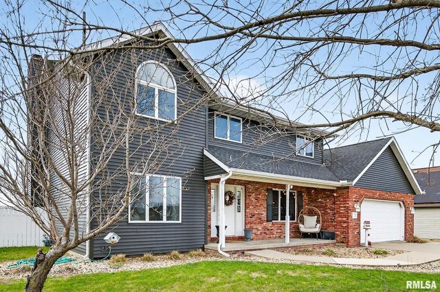 112 HEATHERVIEW Drive, East Peoria, IL 61611