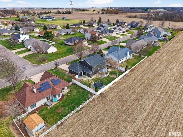 112 HEATHERVIEW Drive, East Peoria, IL 61611