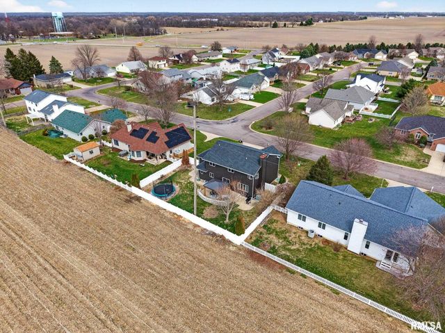 112 HEATHERVIEW Drive, East Peoria, IL 61611