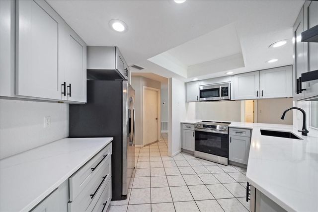 6416 SAMOA DRIVE, Sarasota, FL 34241