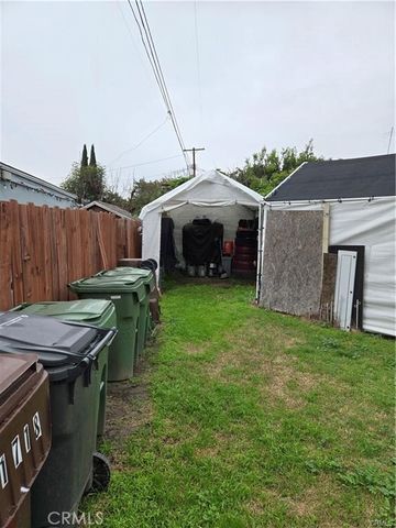 1714 E San Marcus, Compton, CA 90221