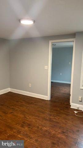 1835 N BOND ST, Baltimore, MD 21213