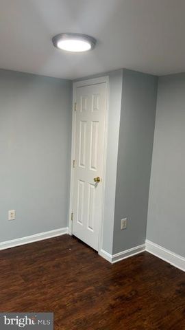 1835 N BOND ST, Baltimore, MD 21213