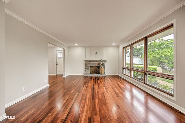 912 Colfax Avenue, Kingsport, TN 37660