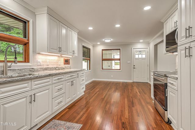 912 Colfax Avenue, Kingsport, TN 37660