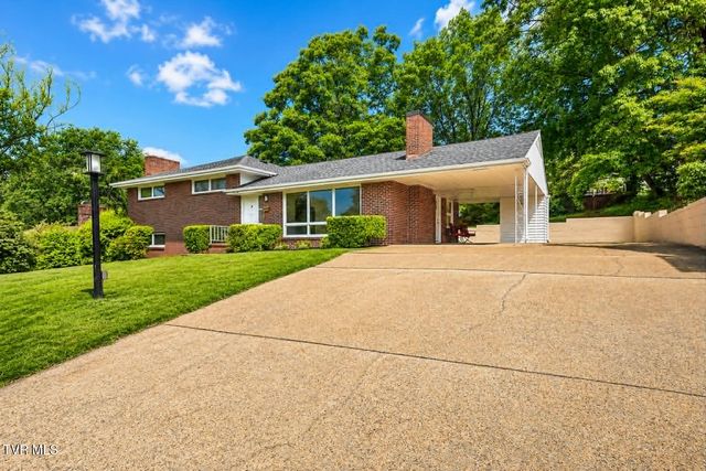 912 Colfax Avenue, Kingsport, TN 37660