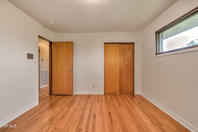 912 Colfax Avenue, Kingsport, TN 37660