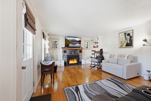 17 Tallawanda Drive, Worcester, MA 01603