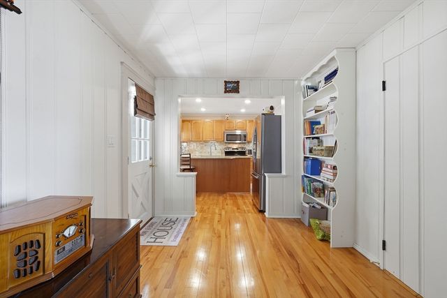 17 Tallawanda Drive, Worcester, MA 01603
