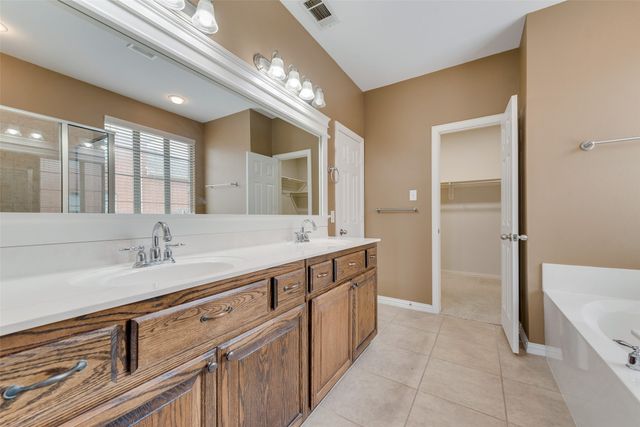 106 Stone Drive, Forney, TX 75126