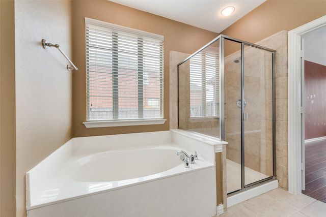 106 Stone Drive, Forney, TX 75126