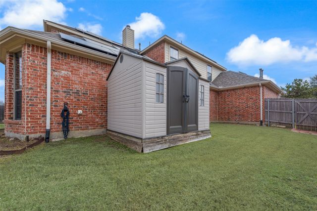 106 Stone Drive, Forney, TX 75126