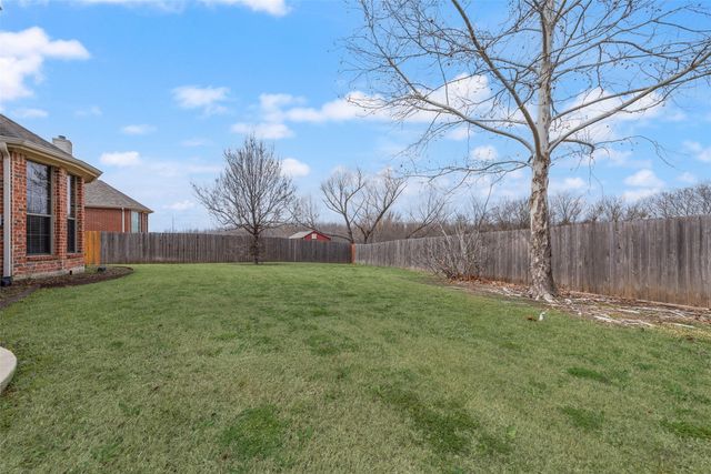 106 Stone Drive, Forney, TX 75126