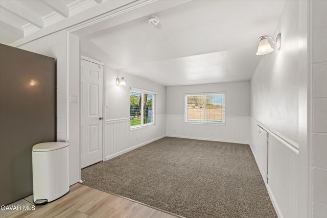 5121 W M-4, Lancaster, CA 93536