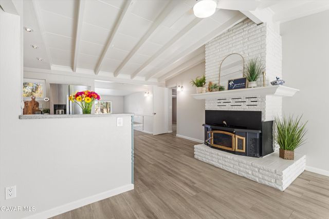 5121 W M-4, Lancaster, CA 93536